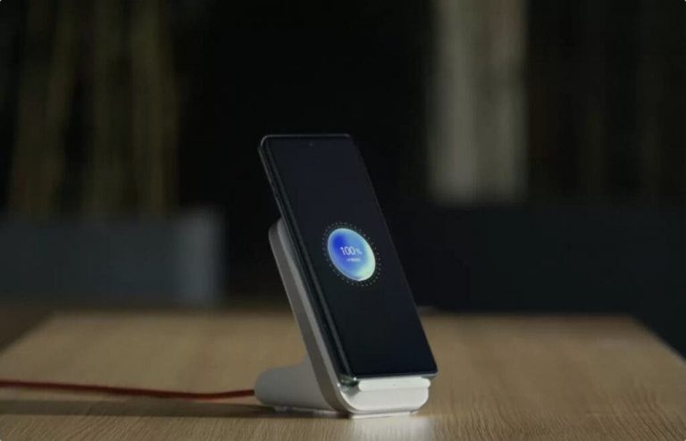 Android 15 Could Make Wireless Charging Available to A Lot More Phones